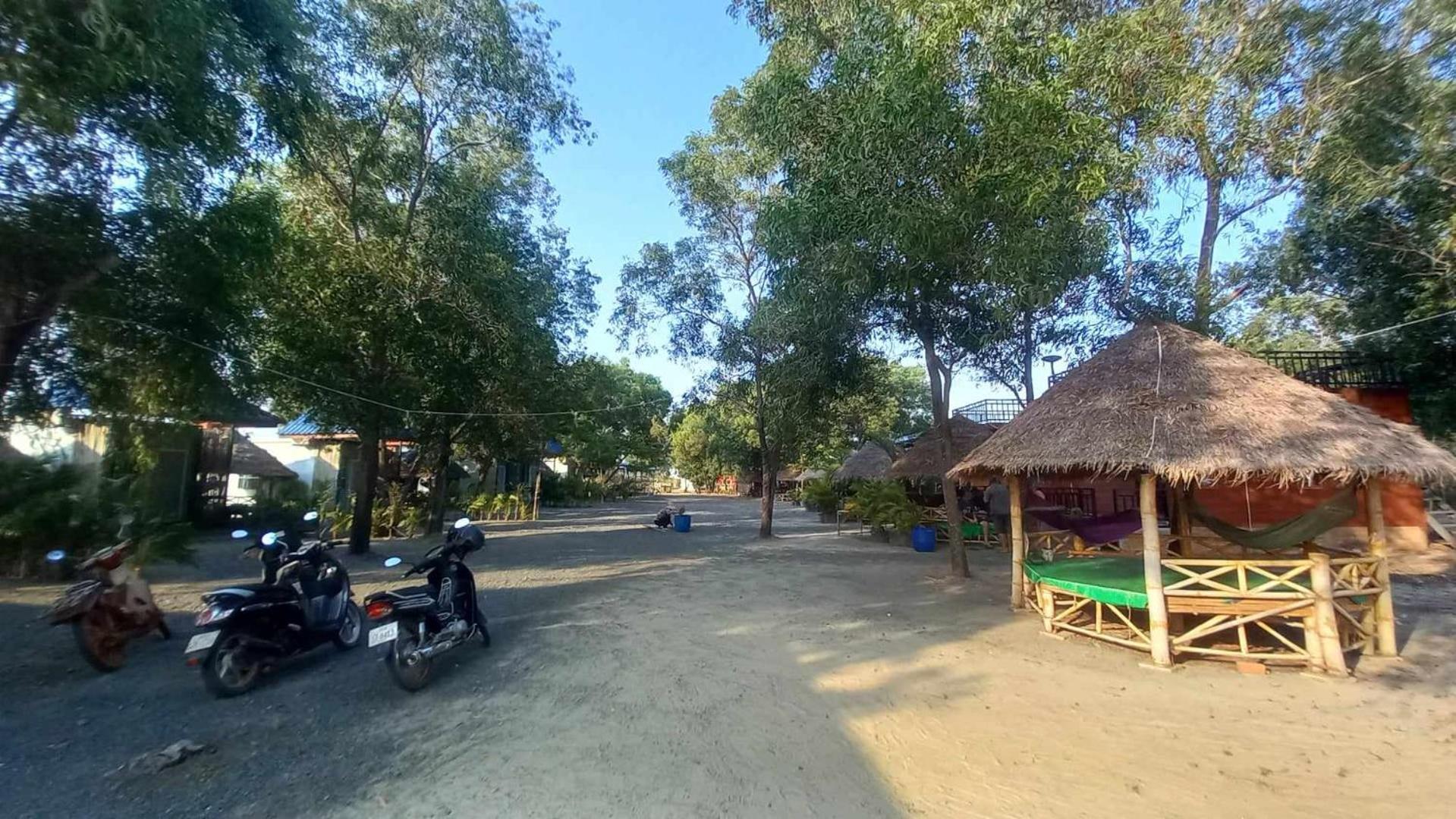 La Plage De Kampot By Lee & Hap Guest House Eksteriør bilde
