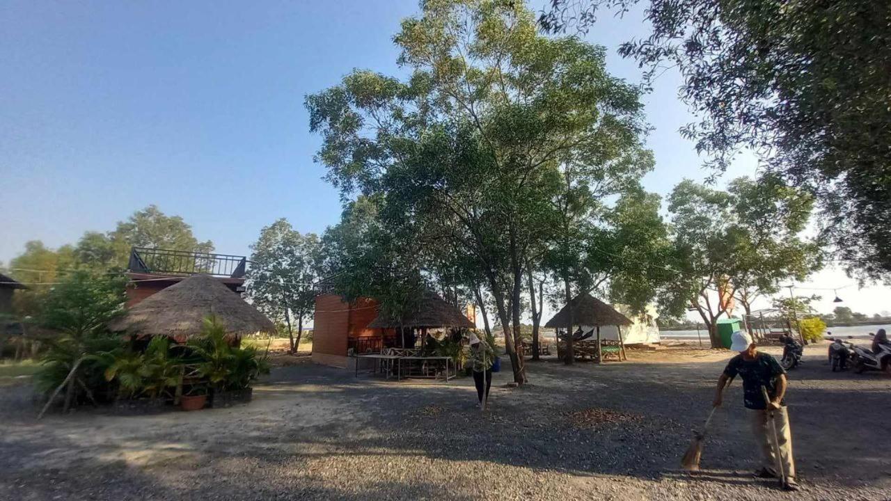 La Plage De Kampot By Lee & Hap Guest House Eksteriør bilde
